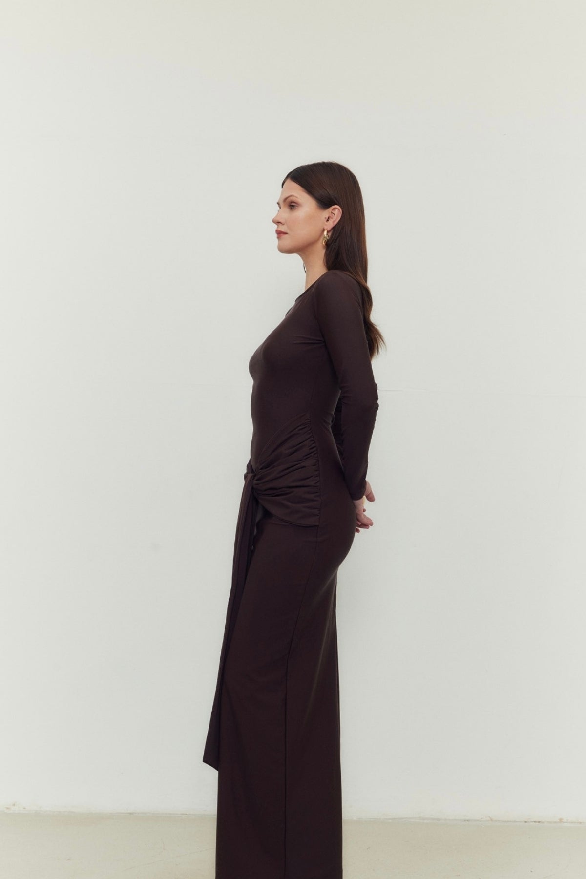 AIRA DRESS IN DARK BROWN