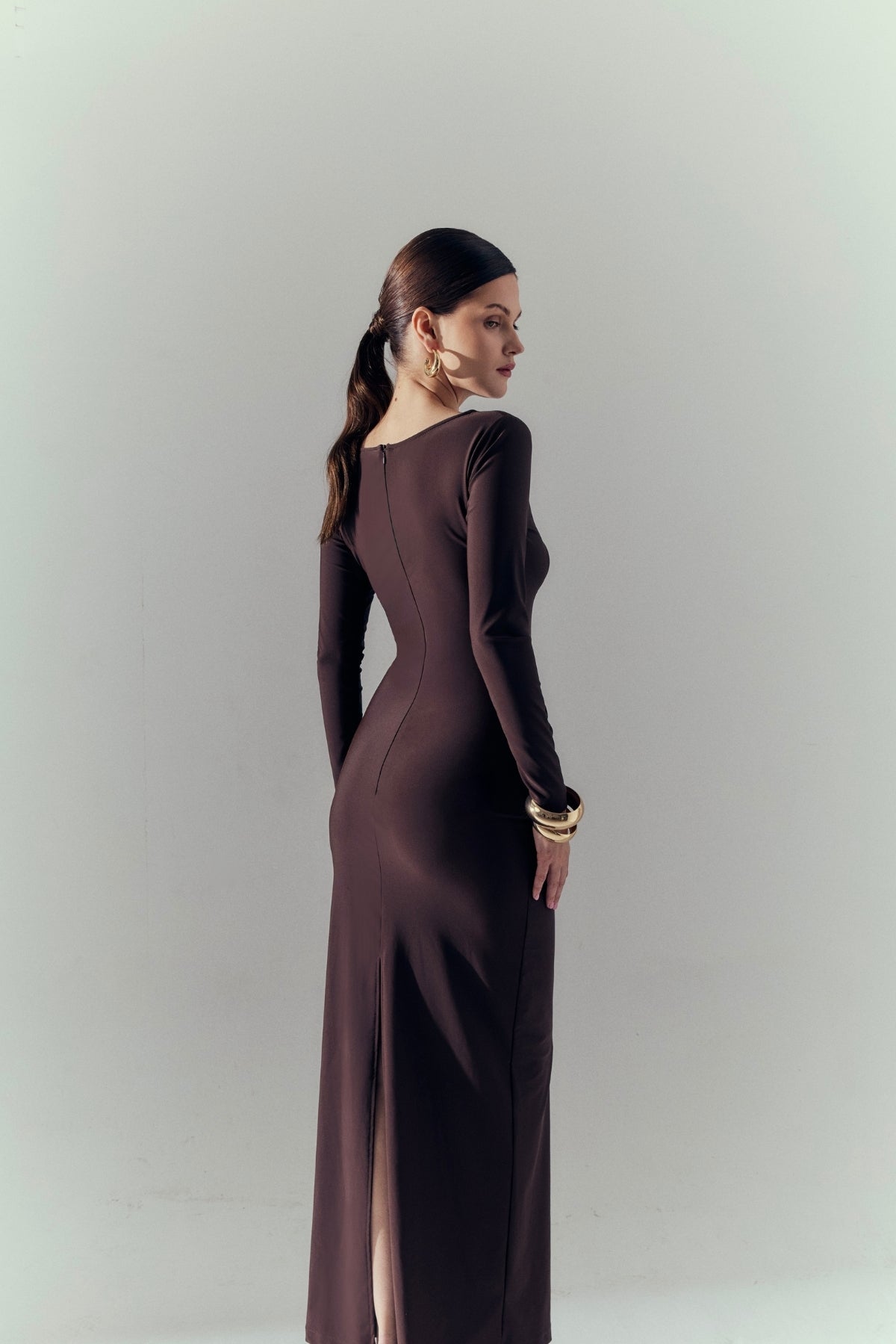 AIRA DRESS IN DARK BROWN